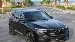 VinFast từ dự định nâng giá Lux SA2.0 thành 2 tỷ vào tháng 9/2019. Ảnh: Minh Quân.