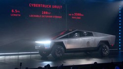 Mẫu bán tải Tesla Cybertruck tại Triển lãm xe Los Angeles