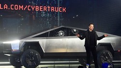 Màn trình diễn của Elon Musk trong ngày ra mắt bán tải điện đã trở thành đề tài đàm tiếu của cư dân mạng