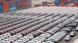 Một lượng lớn ô tô nhập khẩu được hưởng thuế ưu đãi 0% đang gây không ít khó khăn cho các doanh nghiệp sản xuất trong nước. Ảnh: Nguyễn Hà