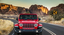 Trong vòng 2 năm tới, ô tô Jeep được sản xuất sẽ hoàn toàn chạy bằng điện