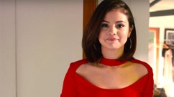 Nữ ca sỹ Selena Gomez (ảnh: Vogue)