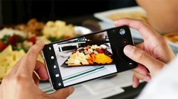 LG V30 vừa được ra mắt vào ngày 31/8 (ảnh: Phone Arena)