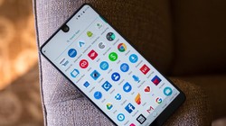 Essential Phone (ảnh: Tehnofan)