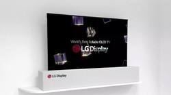 tivi cuộn lại được của LG (ảnh: LG Display)