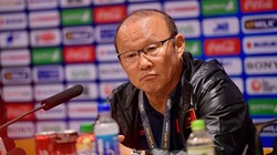 HLV Park Hang-seo tại buổi họp báo (ảnh: Duy Pham/Tiền Phong)