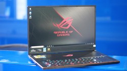 Từ năm 2006, Asus đã đưa ra thương hiệu Republic of Gamer (ROG) với các sản phẩm chuyên dụng dành cho game thủ