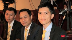 Các thành viên ngân hàng Nam Á tại lễ trao giải thưởng Chuyển đổi Số