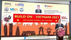 Ông Nguyễn Quang Minh - Giám đốc Quan hệ Đối tác Chiến lược của Ngân hàng số Timo - phát biểu tại lễ khai mạc cuộc thi.