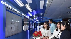 Lực lượng lao động của TP.HCM hiện nay khoảng 5 triệu người và sẽ tăng từ 2,3 đến 2,5% mỗi năm, cơ cấu kinh tế theo hướng dịch vụ - công nghiệp - nông nghiệp