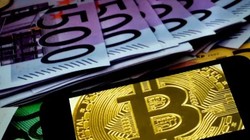 Ngày càng nhiều người nghi ngờ về tính hữu dụng của Bitcoin (ảnh Getty Images)