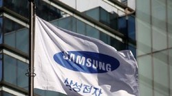 Thiếu nguồn cung màn hình, Samsung đang buộc phải hợp tác với đối thủ LG (Ảnh Reuter)