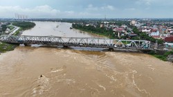 Mực nước trên sông Hồng xuống chậm, lũ trên sông Đáy vượt đỉnh lịch sử 