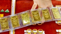 Giá vàng, giá Bitcoin. Ảnh: Pinterest.