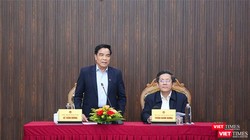 Ông Lê Văn Dũng, Chủ tịch UBND tỉnh Quảng Nam chủ trì họp báo thông tin tình kinh tế - xã hội năm 2024 và nhiệm vụ công tác trọng tâm năm 2025 diễn ra chiều 10/1.