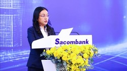 Bà Nguyễn Đức Thạch Diễm tại đại hội đồng cổ đông năm 2025. Ảnh: Sacombank