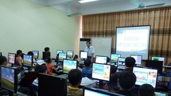 Khi gia nhập các tổ chức TPP, AEC... nhiều thách thức lớn đang chờ Việt Nam trong việc đào tạo nguồn nhân lực CNTT chất lượng cao.