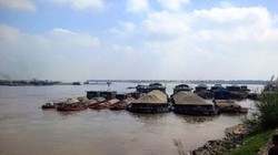 Cảng sẽ đặt tại bờ tả sông Hồng, huyện Đông Anh, cách cầu Nhật Tân 300m về phía thượng lưu - (Nguồn Internet)