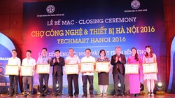 Bộ KH&CN đã tặng Bằng khen cho 9 sở KH&CN các tỉnh, thành phố- (Ảnh: ĐK).