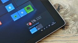 Pin cung cấp nhiên liệu cho cuộc sống hiện đại, từ smartphone cho đến xe ô tô điện.