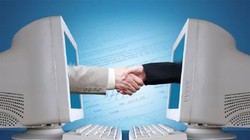 Người dùng cần tự trang bị cho mình những kiến thức cần biết để tự bảo vệ khi tham gia trực tuyến.