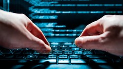 Một tài khoản Twitter có liên quan đến Nga đã kêu gọi các hacker cùng nhau theo dõi cuộc bầu cử ở Mỹ