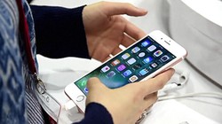 Không quá ngạc nhiên khi Apple thử nghiệm nhiều nguyên mẫu iPhone 8 khác nhau- (ẢNH: AFP).