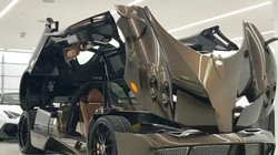 Manny Khoshbin đang sở hữu hàng chục chiếc siêu xe đắt nhất thế giới. Ảnh: Instagram.