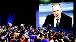 Cuộc họp báo của Tổng thống Nga Vladimir Putin hôm 17-12.Ảnh: REUTERS
