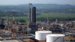 Nhà máy lọc dầu Dung Quất