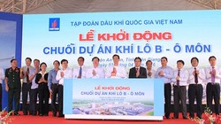 Thủ tướng Nguyễn Tấn Dũng cùng lãnh đạo các bộ ngành và chủ đầu tư ấn nút khởi động dự án.