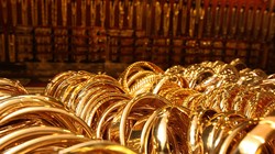 Giá vàng hôm nay (5/5): Ngần ngữ, SJC bị “Tây” bỏ xa 540 nghìn đồng