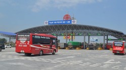 Một trạm thu phí trên cao tốc Pháp Vân - Cầu Giẽ