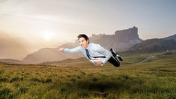 Góc nhìn chuyên gia tuần mới (30/5 - 3/6): “Hổ được chắp thêm cánh”