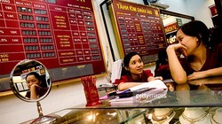 Nếu vàng im lặng quá lâu như hơn hai năm qua, nếu quá hiếm những con sóng cực mạnh và cực ngắn như đầu tháng 7 vừa qua, thì hẳn giới đầu tư và kinh doanh vàng càng ít cơ hội kiếm lời - Ảnh: Getty.