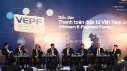 Các diễn giả tham gia phiên đối thoại thanh toán điện tử liên thông trong thu phí giao thông.