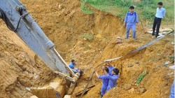 Mỗi lần đường ống nước sông Đà có vấn đề là hàng vạn hộ gia đình lại lao đao. (Ảnh: Internet)