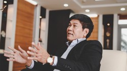 Chủ tịch Trần Đình Long là người quyết định mức thưởng, hình thức thưởng và phương án thưởng cụ thể. (Ảnh: Internet)