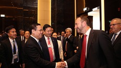 Phó thủ tướng tại buổi đối thoại với 40 Tập đoàn tài chính, công nghệ toàn cầu và 5 doanh nghiệp trong nước. Ảnh: VGP