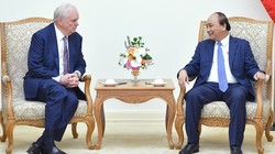 GS. Thomas Vallely tiếp kiến Thủ tướng Nguyễn Xuân Phúc. (Ảnh: VGP)