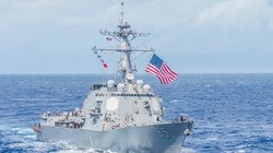 Tàu khu trục USS McCampbell của Mỹ. Ảnh: Business Insider.