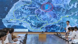 Tập đoàn FLC báo cáo với UBND tỉnh về những khó khăn vướng mắc trong triển khai dự án trên địa bàn tỉnh. (Ảnh: quangninh.gov.vn)