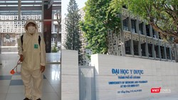 Phun khử trùng giảng đường tại ĐH Y Dược TP.HCM (Ảnh- Hòa Bình ghép)