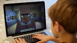 Minecraft là tựa game chính phủ Ba Lan lựa chọn để mở server cho người dân chơi (Ảnh: mashable.com)
