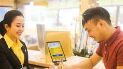 Chương trình “Happy Loan Care” – Nam A Bank đáp ứng nhu cầu thanh toán bảo hiểm nhân thọ FWD cho khách hàng. 