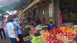 Đội quản lý thị trường kiểm tra chợ truyền thống trên địa bàn TP. HN