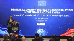 Ông Giorgio Aliberti, Đại sứ châu Âu tại Việt Nam phát biểu khai mạc Hội nghị bàn tròn Kinh tế số, chuyển đổi số tại Việt Nam và hiệp định EVFTA.