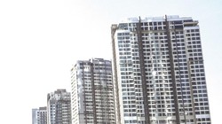 Ngân hàng đứng ngoài cơn sốt đất