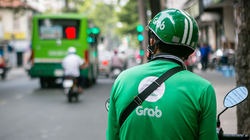 Thu phí cao từ đối tác, áp đảo nhiều phân khúc, Grab Việt Nam lần đầu lãi lớn khi be, Now, Gojek tiếp tục gồng lỗ