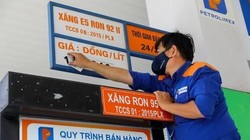 Giá xăng tiếp tục giảm mạnh, về sát 26.000 đồng/lít